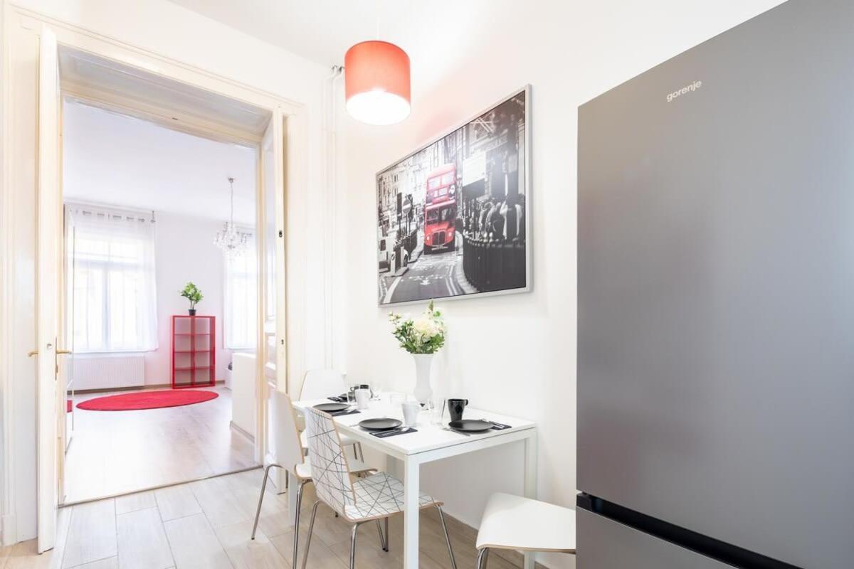 Super Central Convenient Apartment 부다페스트 외부 사진